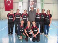 Voleybol Maçları Çekişmeli Geçiyor