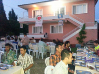 Mülteciler ile Bayat Köyünde iftar